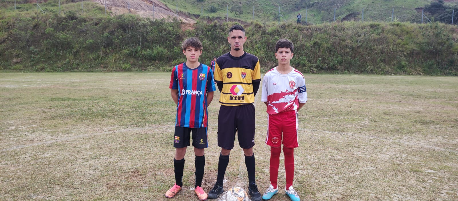 SUB 13 ÁRBITRO E CAPITÃES